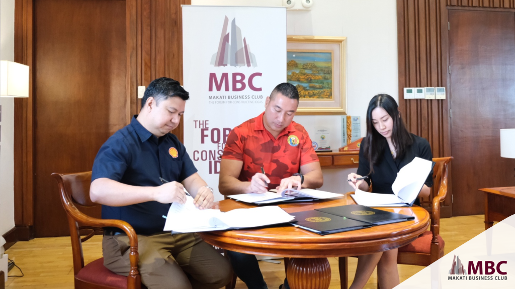 MBC Project and Program Manager Trisha Teope, Pilipinas Shell Conrad Parizal (Social Performance – Social Investment Manager) and San Juan Mayor Francis Zamora signed the agreement.