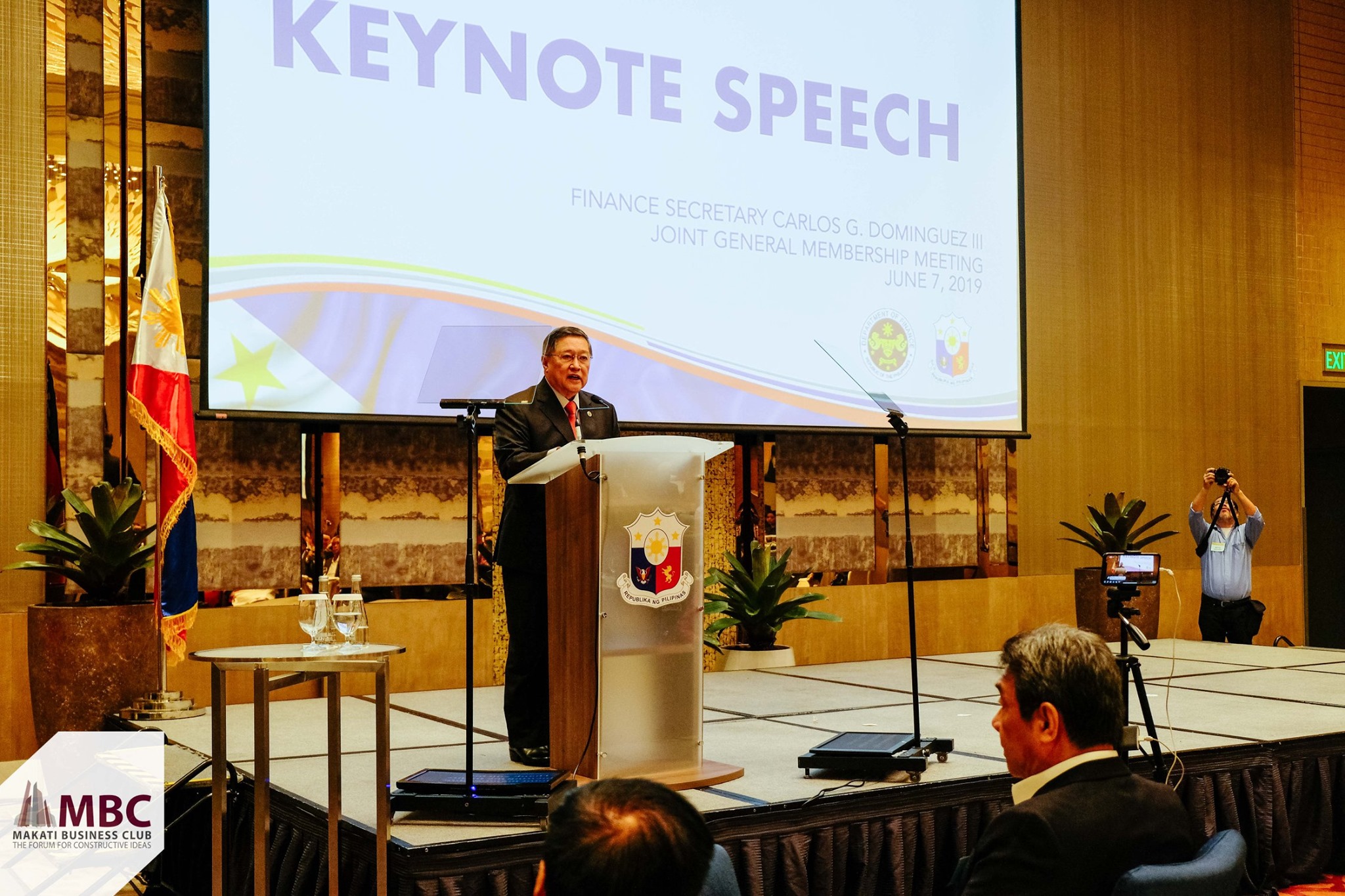 Sonny Dominguez speaks to Makati Business Club